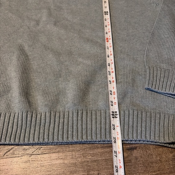 Lands' End Men's Light Gray Crewneck Sweater - Picture 3 of 4